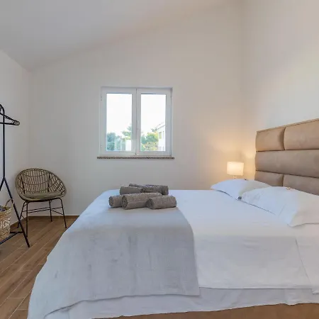 Holiday Victoria By Interhome Zaton (Zadar)