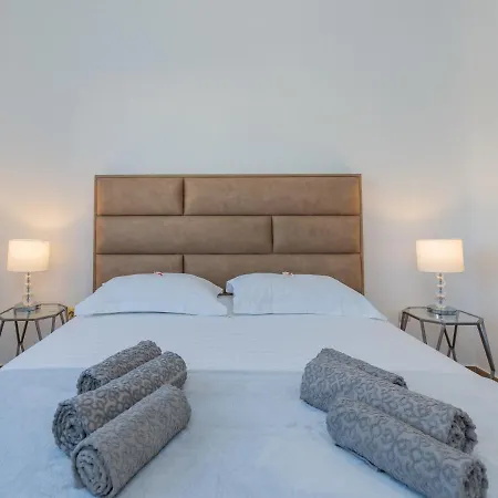 Holiday Victoria By Interhome Holiday home