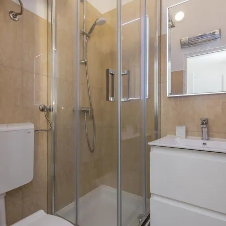 Сasa de vacaciones Holiday Victoria By Interhome *