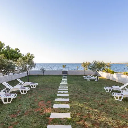 Holiday Victoria By Interhome *